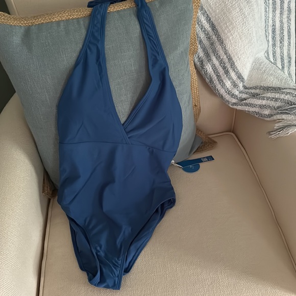 Cupshe One Piece Halter Swimsuit Small NWT - Picture 5 of 6